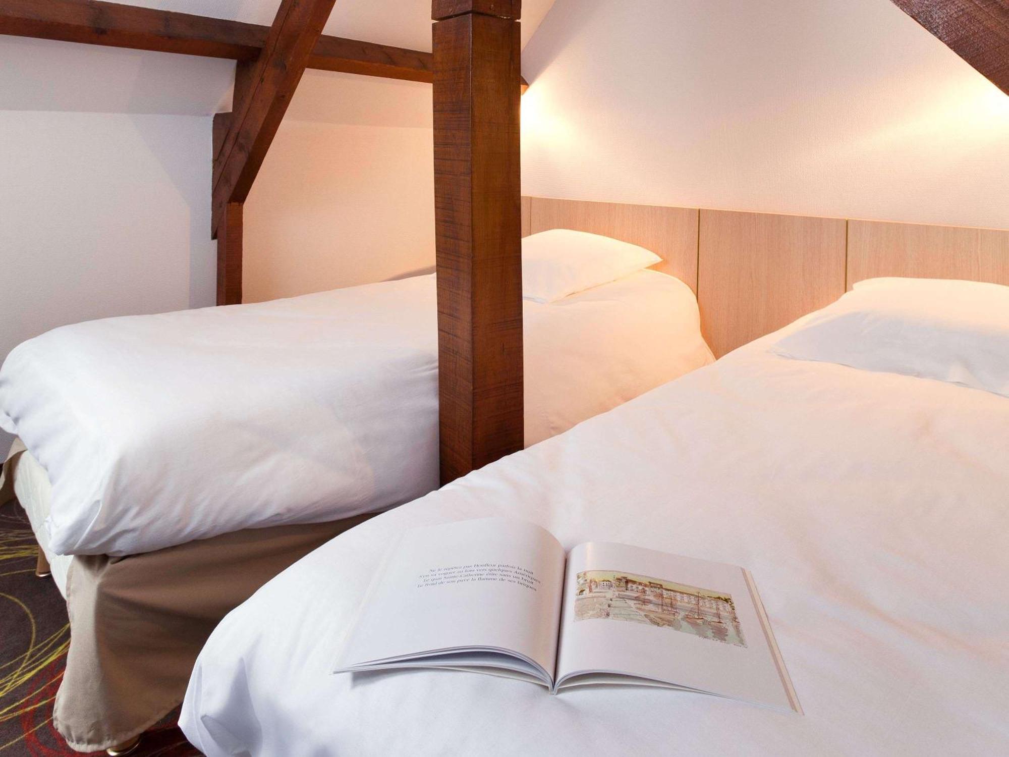 Ibis Styles Honfleur Centre Historique Exterior foto